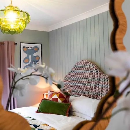The Little Pearl Cosy 1 Bed Retreat Daire